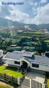 Vue D'en Haut, Ooty,India - Image 1