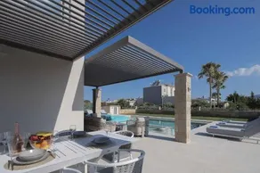 Atriora Luxury Villa - Private Pool & 150m to sea! - Image 3