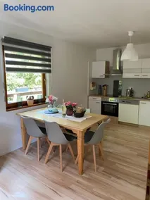 Ferienwohnung-/Haus mit kostenfreiem Parkplatz - Image 2