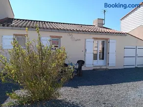 Maison calme pour 4 personnes avec jardin - FR-1-476-111 - Image 1
