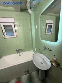 Apartment on the shore of the bay of Kotor with free Wi-Fi - Image 2