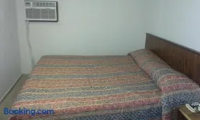 Relax Inn Ranger - Image 5