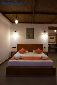 Ollie resort - Image 2