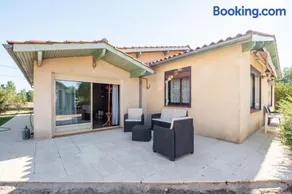 Maison charmante à Eymet, grand jardin et terrasse - Image 2