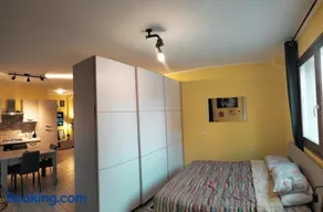 FactoryRetreat Apartment - Image 3