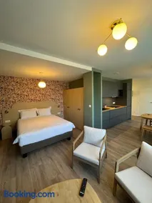 Villa Aura - Image 1