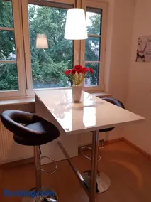 NICO Helles gemütliches Studio Innenstadt HomeOffice Workplace - Image 2