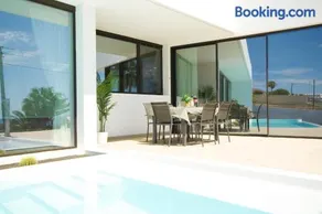 Villa Mendoza - By AZ Rentals - Image 5