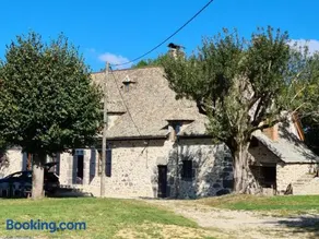 Maison typique Auvergnate, piscine et four à pain - Image 4