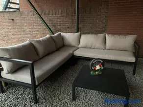 B en B Volendam - Image 2