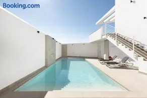 Casa B y G Piscina Caminito del Rey Málaga Centro - Image 1