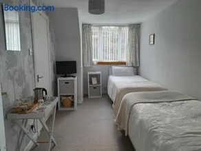 Elderslie Guest House - Image 5