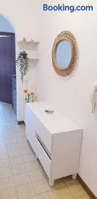 GOLDEN HOUSE - Image 3