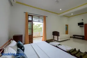 Hotel Sobana Lake Resort - Image 4