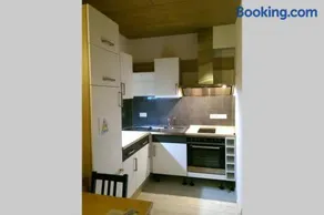 einfache zentrums nahe Wohnung - Image 2