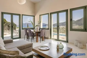 Utopia Luxury Villa - Image 2