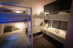 CyberHostel Almada - Image 5