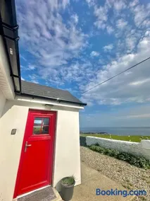 Scenic Oceanfront Retreat- Buliban Cottage - Image 2