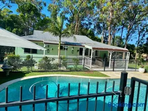 Spacious 3 Bed Country Cottage, - Image 2