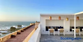 Hostel La Smala - Image 1