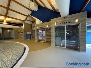 Goosewing Lakeside Lodge - Image 5