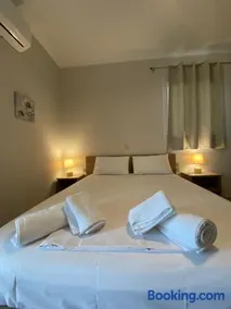 Tasos Cozy Apartment 2nd Floor - Image 3