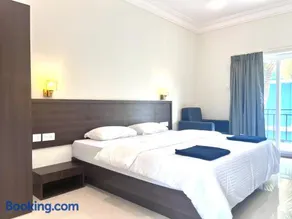 Morjim Sunset Guesthouse- Apartments with Kitchen & AC Rooms - Image 3