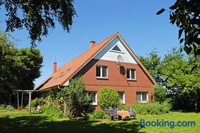 Ferienhof „Bio-Hof am Deich“ - Image 1