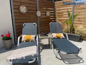 Aryiro's Residence,Cozy&Sunny - Image 3
