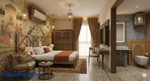 Hotel Saleh Haveli-Sanwaliya Seth - Image 3
