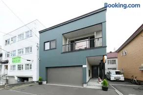 Crea House - Image 1