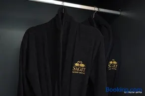 Sagit luxury suites - Image 3