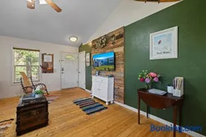 Cozy Forest Cabin Near Yosemite Romantic Escape - Image 1