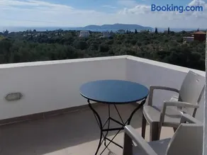 LIOFYTO - Stylish villa with views to Foinikounda bay - Image 3