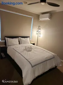 Private Room 2- Affordable Luxury - Image 3