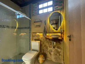 Casa Bromélia - Bioconstrução em Ubatuba - Image 1