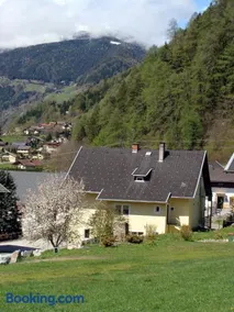 Zirnberg Appartements - Image 2