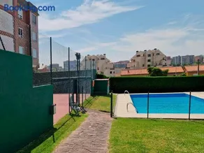 Apartamento, zona residencia con piscina, cerca de las playas en Santander - Image 1