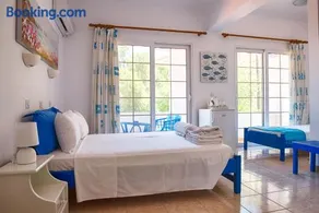 Faros Rooms - Image 3