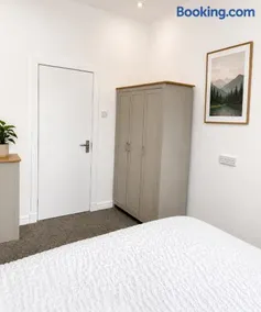 Snowdon Apartments - Image 5