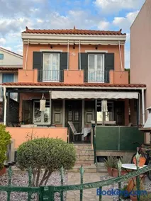 Evmare Seaside House - Image 1