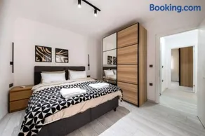 Bodrum Center 2 Bedroom Calm Modern Upstairs Flat - Yeni Dunya Bodrum - Image 2