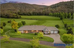 Aircabin - Wyong Creek - Cozy Country Home - Image 5