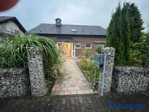 Unter den Wolken - Image 1