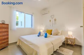 Sunset Sea View Apartment in Kissonerga - Image 5