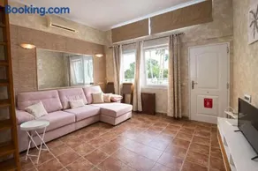 Club del Mar L25 - Image 1