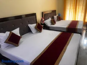 Hotel Atithi, Chaukori - Himalaya View - Image 3