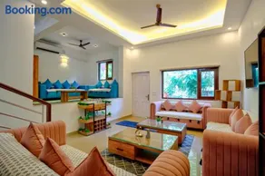 Luxury 4BHK Villa with Private Pool Near Candolim - Image 3
