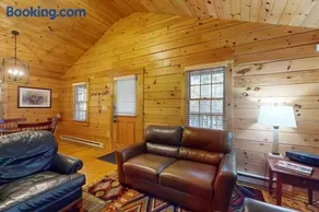 Escape to a dog-friendly cabin w/streaming, kitchen, fireplace & nature nearby - Image 2