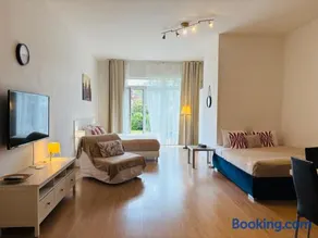 Maria Apartments - Free Parking - Image 2